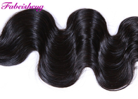 Colore naturale morbido dei capelli del vergine di 100% del corpo del pacco peruviano di Wave per le donne di colore